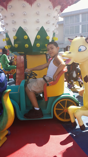 Department Store «Nordstrom Rack Gateway Center», reviews and photos, 550 Gateway Dr #2, Brooklyn, NY 11239, USA