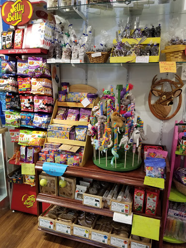 Florist «Country Cottage», reviews and photos, 795 Rappahannock Dr, White Stone, VA 22578, USA