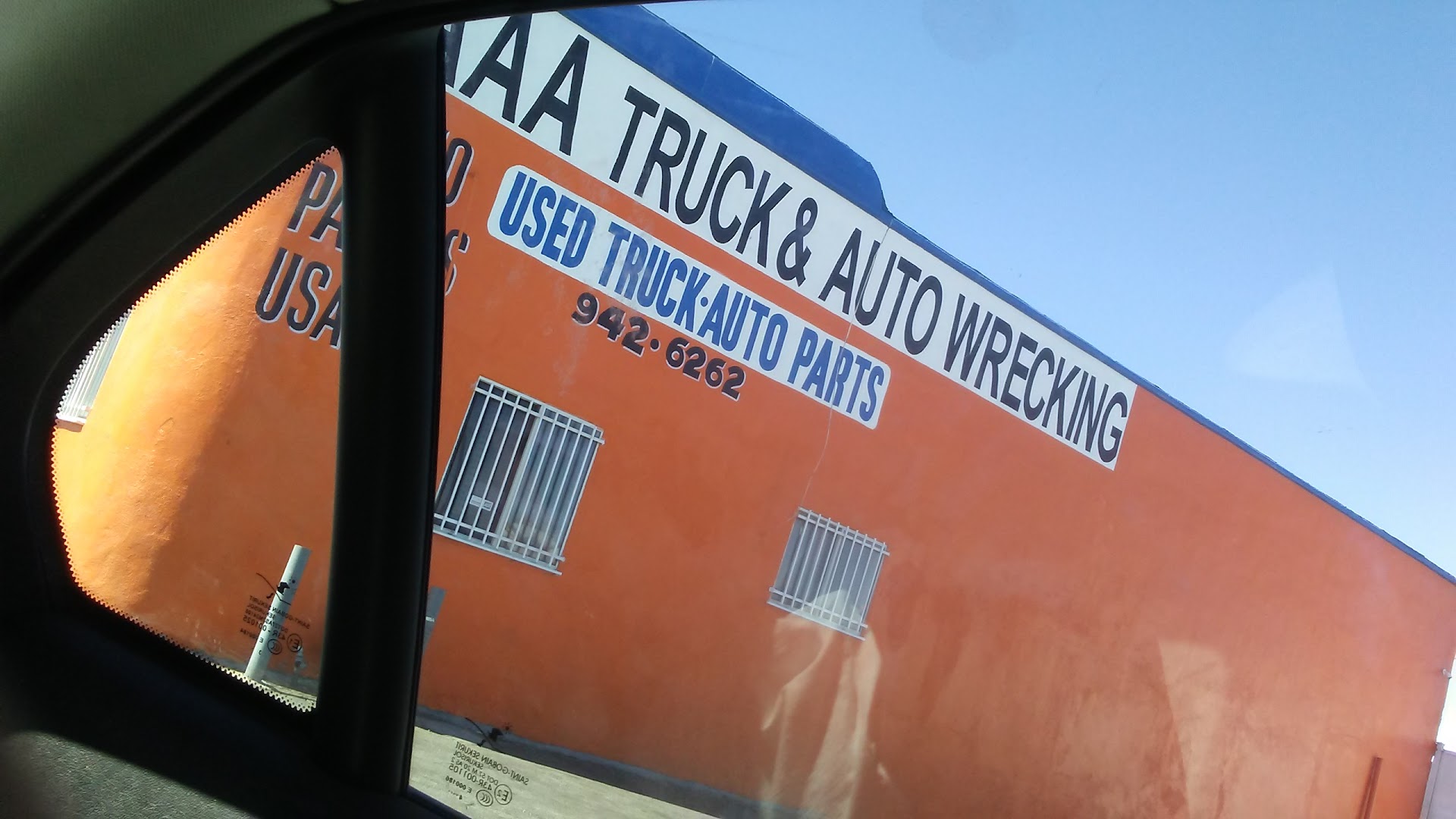 Auto parts store In Lancaster CA 