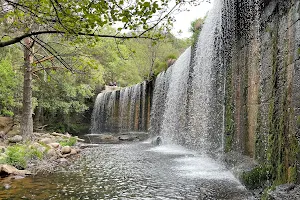 Presa del Pradillo image