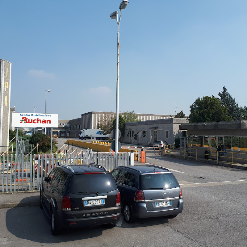 Parcheggio Deposito Auchan