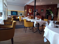Atmosphère du Restaurant gastronomique Les Magnolias à Le Perreux-sur-Marne - n°8