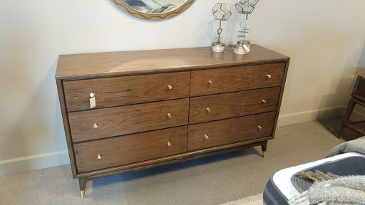 Furniture Store «Bassett Home Furnishings», reviews and photos, 5951 S 180th St, Tukwila, WA 98188, USA