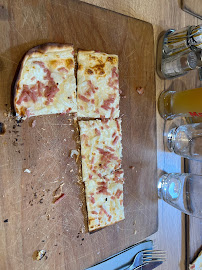 Tarte flambée du Restaurant de spécialités alsaciennes Au Cheval Noir à Ribeauvillé - n°11