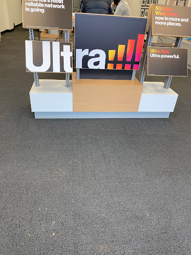 Cell Phone Store «Verizon Authorized Retailer - Wireless Zone», reviews and photos, 25031 Riding Plaza, South Riding, VA 20152, USA