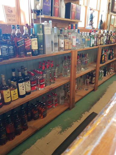 Pizza Takeaway «Bear Paw Pizza & Market», reviews and photos, 6444 Western Ave, Glen Arbor, MI 49636, USA