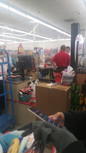 Dollar Store «FAMILY DOLLAR», reviews and photos, 1845 Federal Blvd, Denver, CO 80204, USA