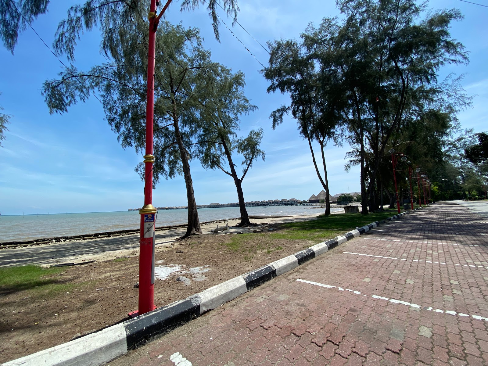 Photo de Bagan Lalang Sepang Beach - endroit populaire parmi les connaisseurs de la détente