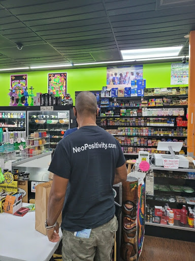 Tobacco Shop «Good Timez Smoke Shop Brandon», reviews and photos, 2108 W Brandon Blvd, Brandon, FL 33511, USA