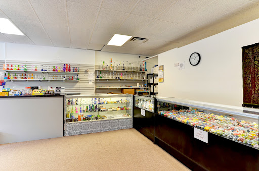 Tobacco Shop «Mad Vapor, The Electonic-Cig. and Hookah Store in Palmetto and Ellenton area.», reviews and photos, 3715 US-301, Ellenton, FL 34222, USA