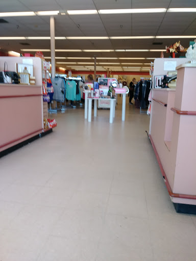 Discount Store «Big Lots», reviews and photos, 4233 Florida Ave S, Lakeland, FL 33813, USA