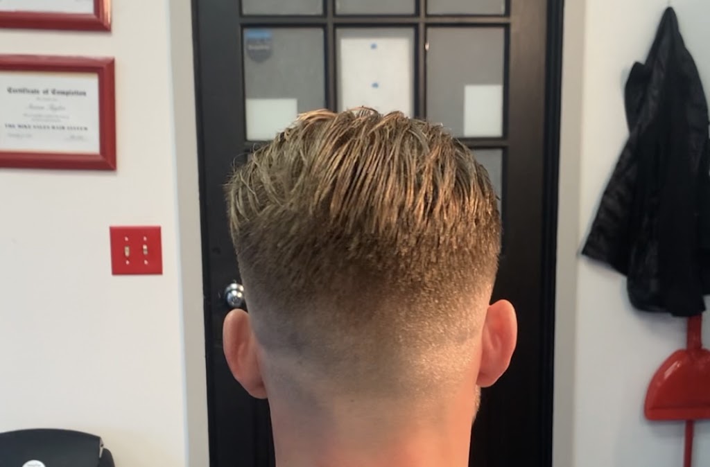 Hubertus Barbershop 53033