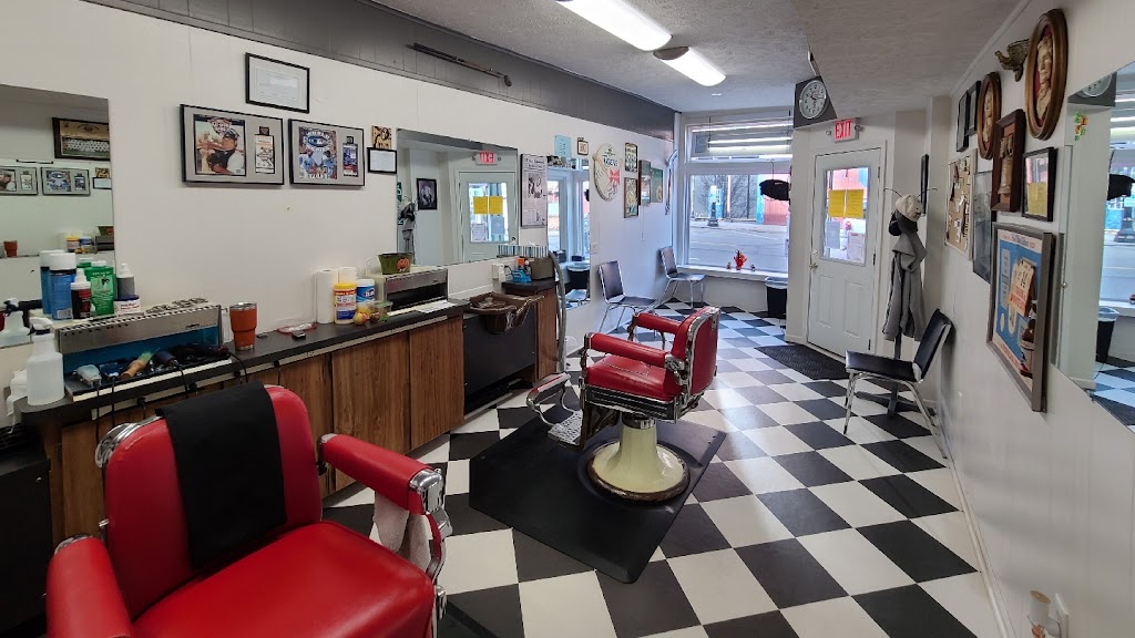 Beaufore's Barber Shop 48875