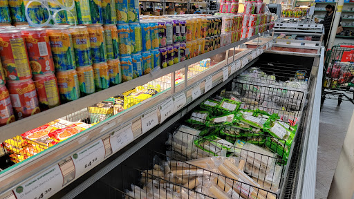 Shopping Mall «Fubonn Shopping Center», reviews and photos, 2850 SE 82nd Ave #80, Portland, OR 97266, USA