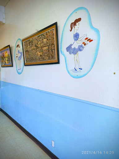 Donut Shop «Blue Pantry Donuts», reviews and photos, 741 Colusa Ave, Yuba City, CA 95991, USA