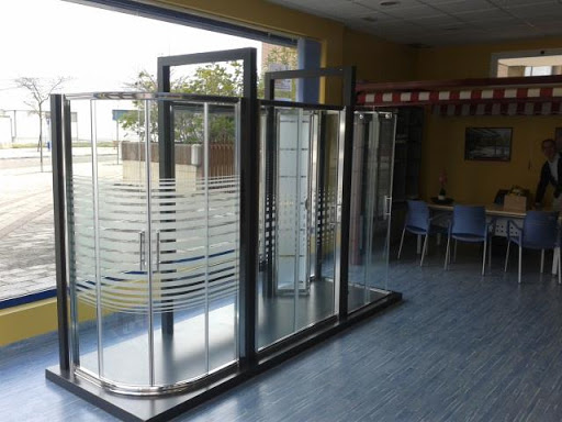 Suteal Aluminio y PVC toldos en Valladolid