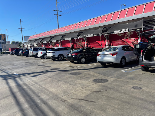 Tommy's Express Car Wash. en Los Angeles