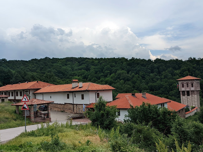 2393 Гигинци, България