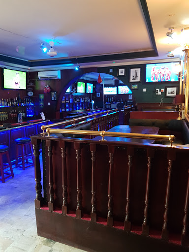 THE LONG BAR AND RESTAURANT LAGOS, 23A Tony Anegbode Street, off Sinari Daranijo St, Victoria Island, Lagos, Nigeria, Bar, state Lagos