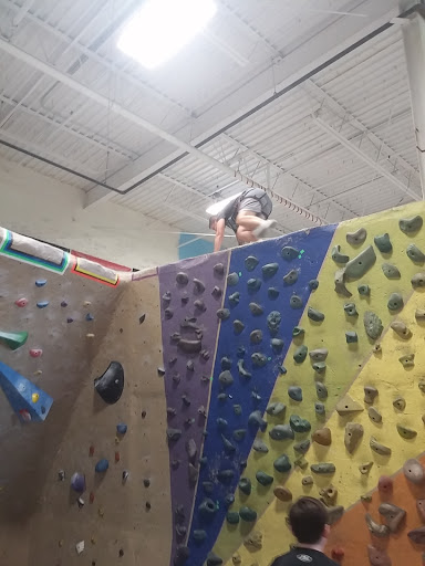 Rock Climbing Gym «MetroRock North / Newburyport», reviews and photos, 40 Parker St, Newburyport, MA 01950, USA