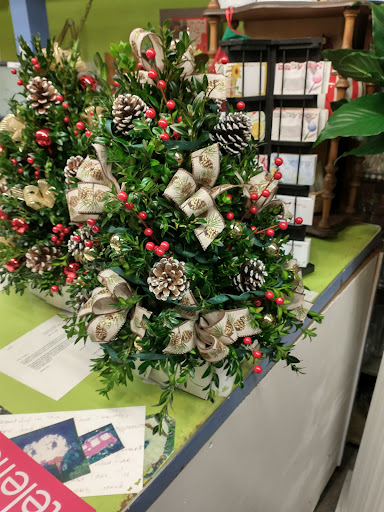 Florist «Tappan Zee Florist», reviews and photos, 176 Main St, Nyack, NY 10960, USA