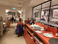 Atmosphère du Restaurant Brasserie Le Sud - Bocuse à Lyon - n°16