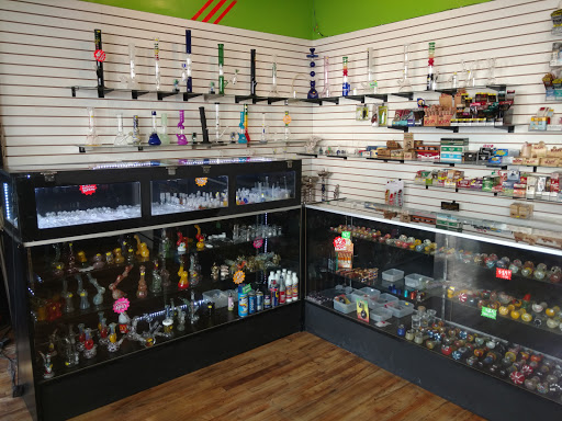 Tobacco Shop «Xhale smoke shop», reviews and photos, 635 C St, San Diego, CA 92101, USA