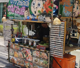 Bamboo som tum stand photo