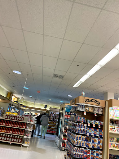 Grocery Store «Giant Food Stores», reviews and photos, 3 Double Woods Rd, Langhorne, PA 19047, USA