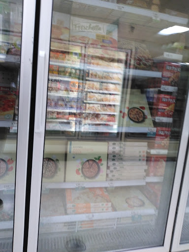 Supermarket «Publix Super Market at Gardens Square», reviews and photos, 8601 NW 186th St, Hialeah, FL 33015, USA