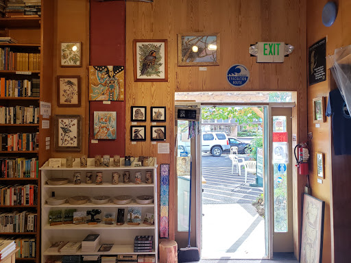 Used Book Store «Tsunami Books», reviews and photos, 2585 Willamette St, Eugene, OR 97405, USA