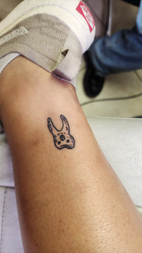 Explore mother daughter flower tattoo ideas, creative tattoo ideas in Phenix City, available at Skin Traditions Tattoo Studio