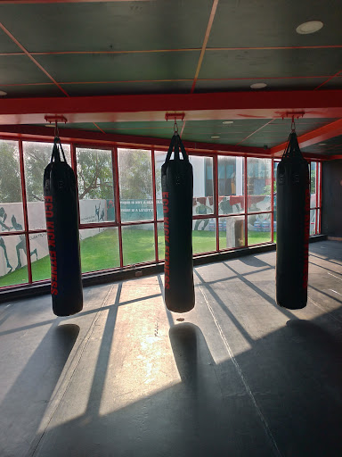 AKICKFIT - KICKBOXING AND FITNESS CENTER