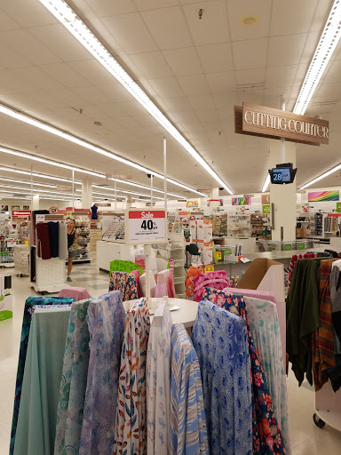 Fabric Store «Jo-Ann Fabrics and Crafts», reviews and photos, 5381 Darrow Rd, Hudson, OH 44236, USA
