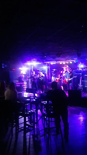 Bar «Tonic Bar», reviews and photos, 5500 Babcock Rd #117, San Antonio, TX 78240, USA