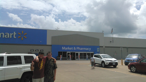 Department Store «Walmart Supercenter», reviews and photos, 150 Commerce Drive, Fairfield, IL 62837, USA