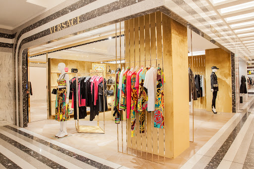 Stores to buy benetton women's products Berlin