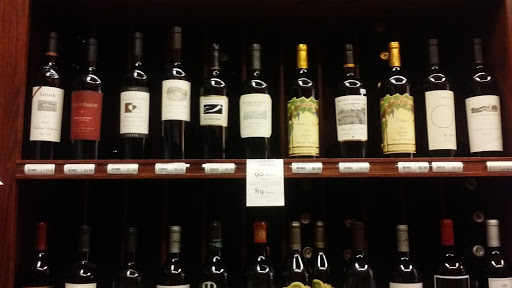 Liquor Store «Payless Liquors», reviews and photos, 954 IN-135, Greenwood, IN 46142, USA