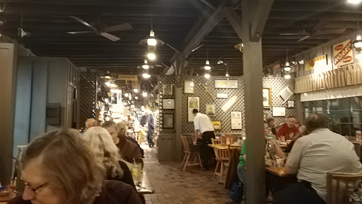 American Restaurant «Cracker Barrel Old Country Store», reviews and photos, 9214 Park W Blvd, Knoxville, TN 37923, USA