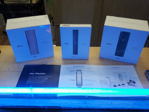 Tobacco Shop «Cole Street Smoke Shop», reviews and photos, 610 Cole St, San Francisco, CA 94117, USA