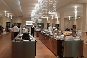Al Dana Restaurant and Buffet, مطعم وبوفيه الدانة image
