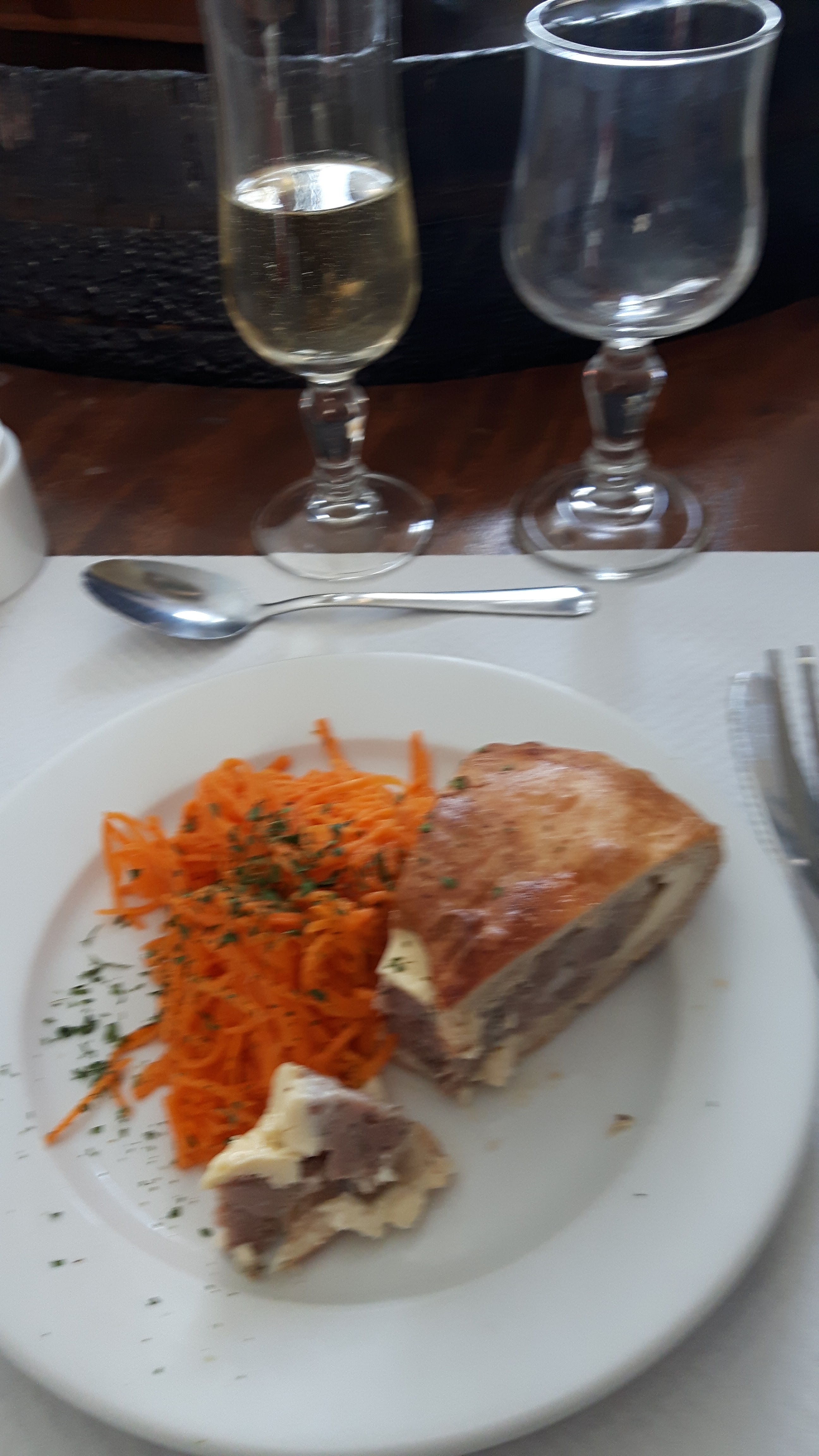Photo n° 5 de l'avis de Martine. fait le 09/05/2018 à 15:00