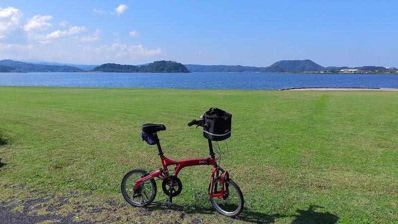 湖山池ナチュラルガーデン 鳥取県鳥取市湖山町南 公園 公園 グルコミ