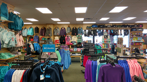 Sporting Goods Store «Omega Sports», reviews and photos, 2431 Battleground Ave, Greensboro, NC 27408, USA