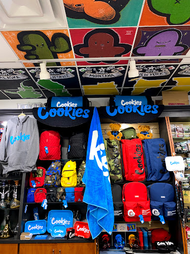 Tobacco Shop «Orlando Smoke Shop Dr Phillips area», reviews and photos, 7858 Turkey Lake Rd #112a, Orlando, FL 32819, USA