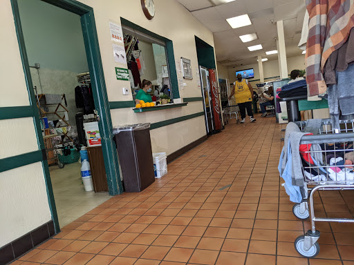 Laundromat «The Laundry Co of Carmichael», reviews and photos, 6450 Fair Oaks Blvd, Carmichael, CA 95608, USA