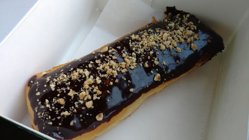 Donut Shop «Firecakes Donuts», reviews and photos, 2453 N Clark St, Chicago, IL 60657, USA