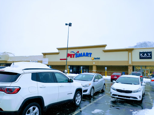 Jewelry Store «Kay Jewelers», reviews and photos, 525 Clairton Blvd, Pleasant Hills, PA 15236, USA