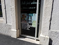 Photo du Salon de coiffure Nulle Part Ailleurs à La Cluse-et-Mijoux