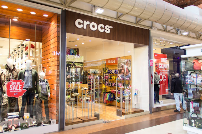 crocs.com.uy